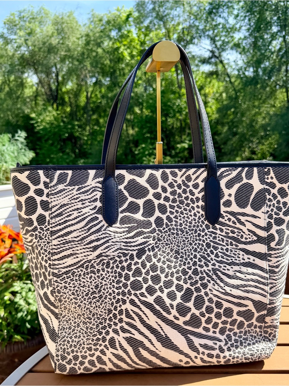 Michael Kors Sinclair Large Animal Jacquard Tote Bag. Excellent Condition - Picture 4 of 11